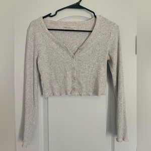 grey Urban outfitters long sleeve top